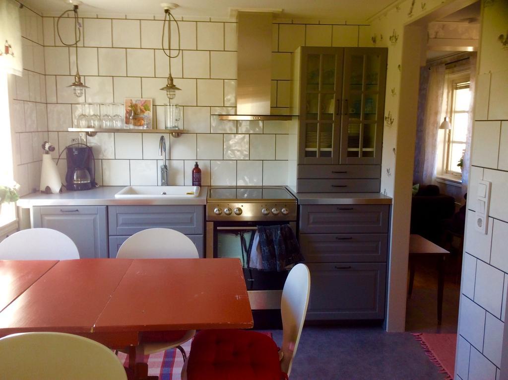 Farbror Alfreds Stuga Sjoeutsikt Köpingsvik Extérieur photo